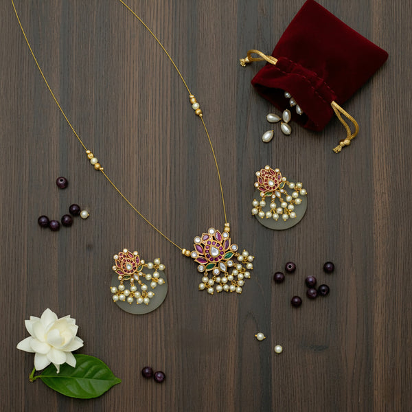 Kundan Lotus Set