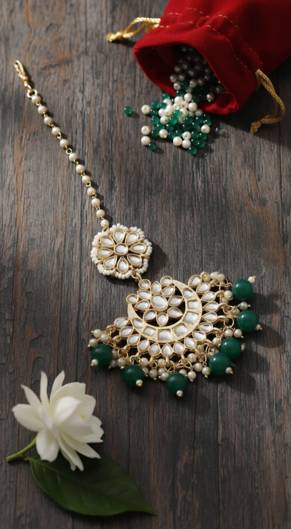 Chandani Kundan Maang Tikka